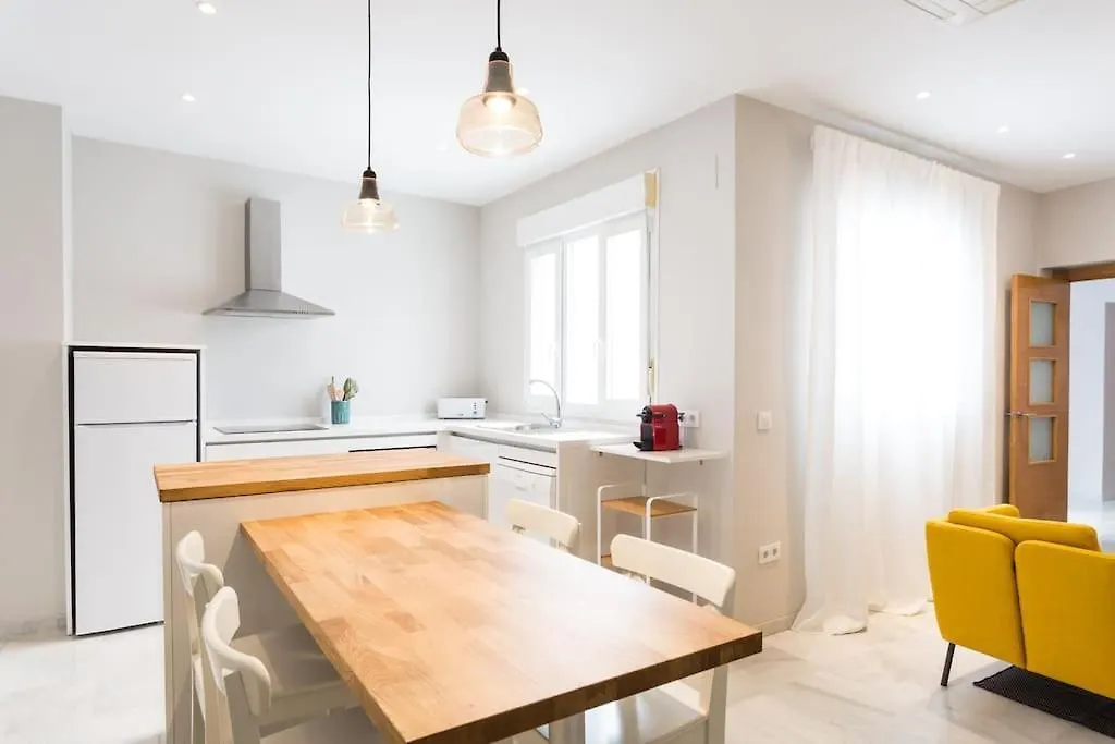 Apartment Luminoso Apartamento Tercera Planta Seville